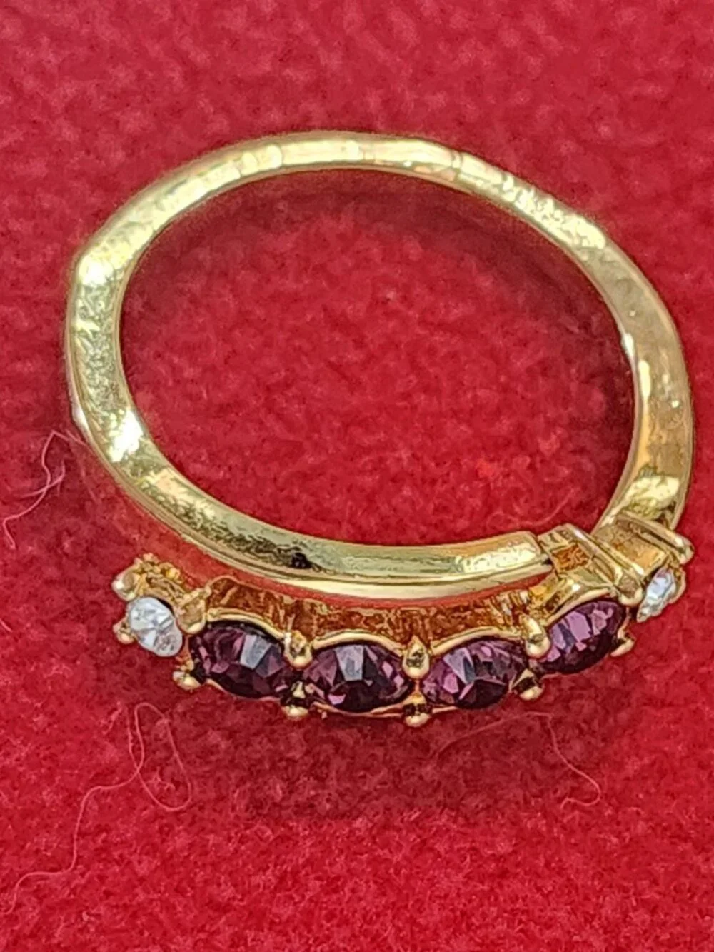 Avon Y2K Gold Tone Vintage Faux Purple Amethyst and Crystal Rhinestone Row Ring